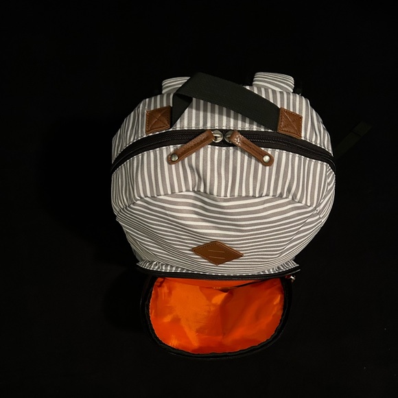 BENRUS 17” Padded Laptop Backpack with Leather Accents - Picture 5 of 13